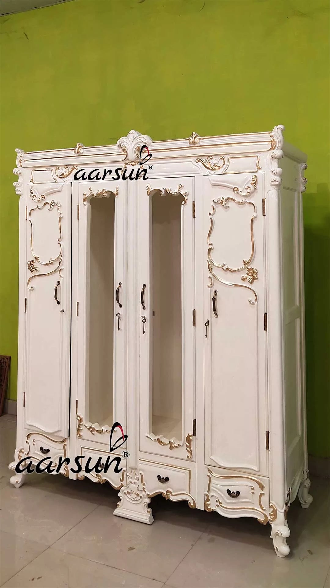 Off-White & Gold Touch Designer Wardrobe YT-605