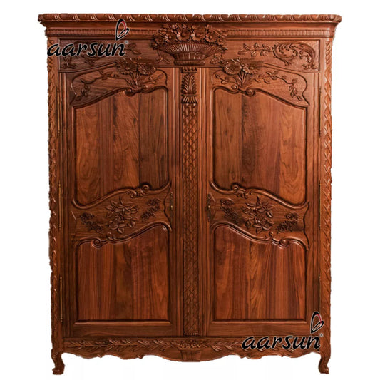 Classic Wardrobe in Solid Wood