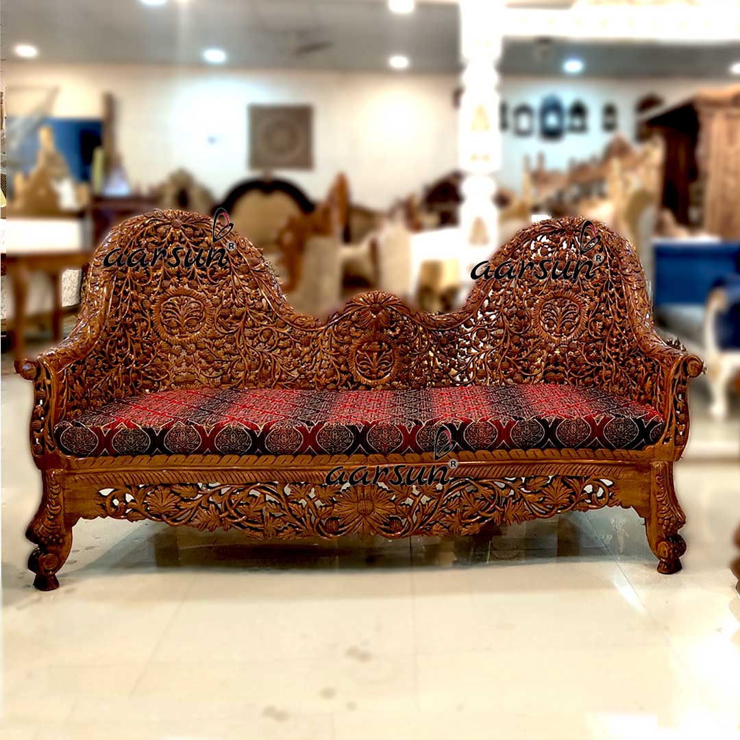 Fully Carved Classic Sofa Design YT-225