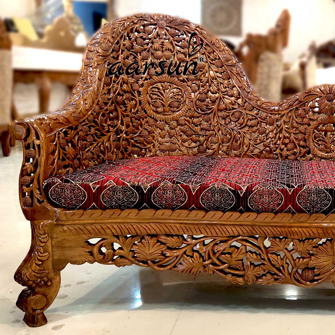 Fully Carved Classic Sofa Design YT-225