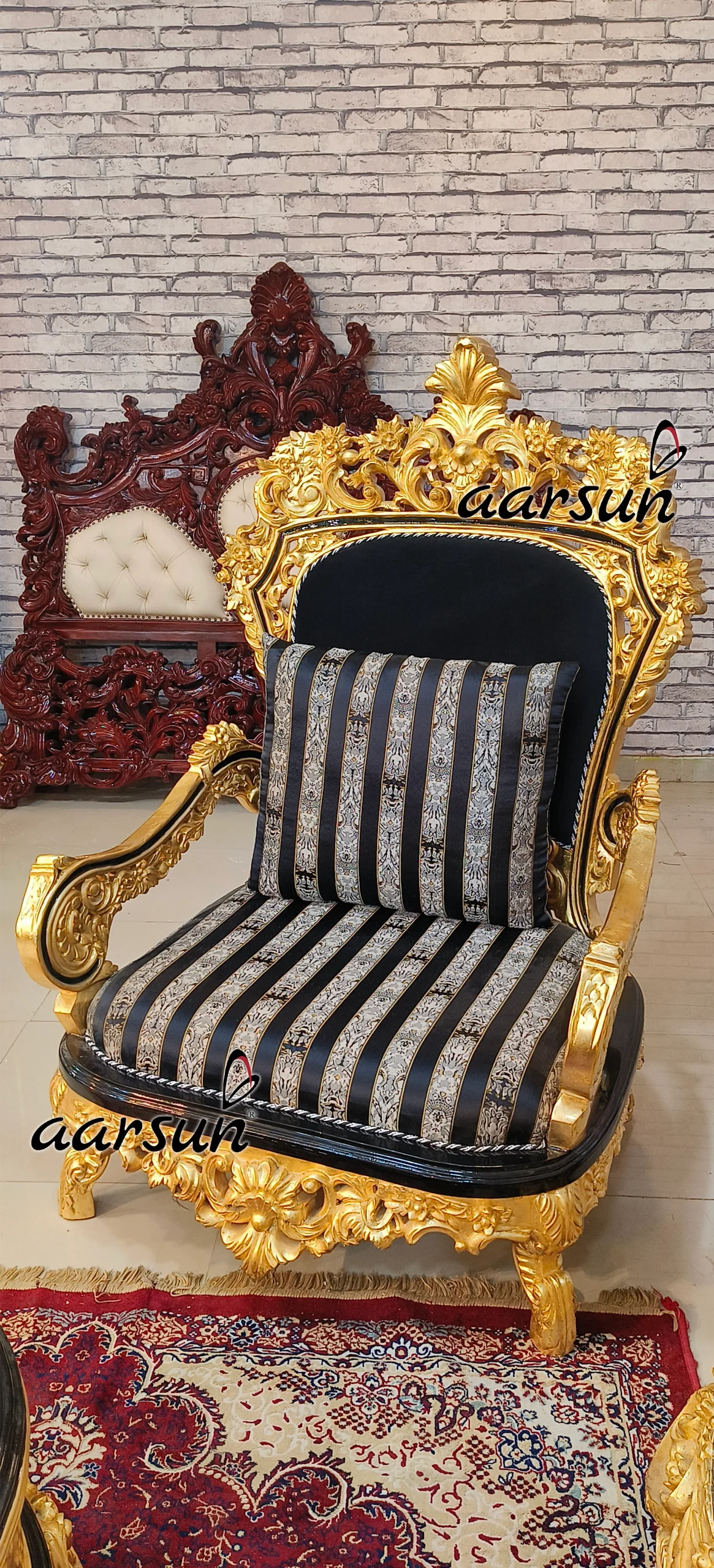 5 Seater on Sofa Set in Gold Deco Paint 2025