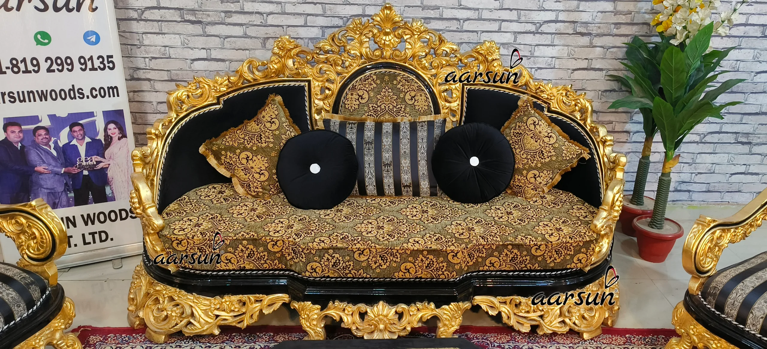 5 Seater on Sofa Set in Gold Deco Paint 2025