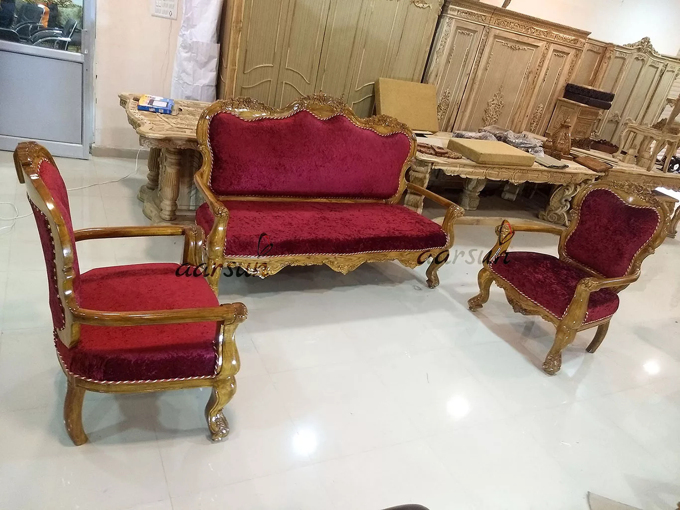 Carved spy dialer Sofa Set Living Room Furniture  2025