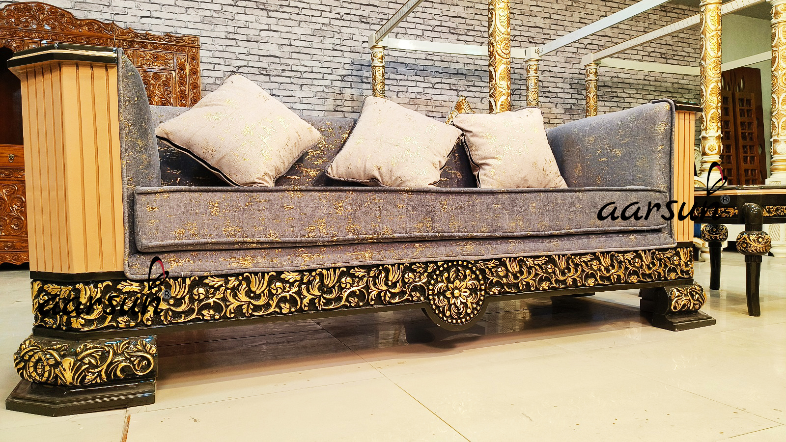 Beautiful craigslist Masterpiece Sofa Set  2025