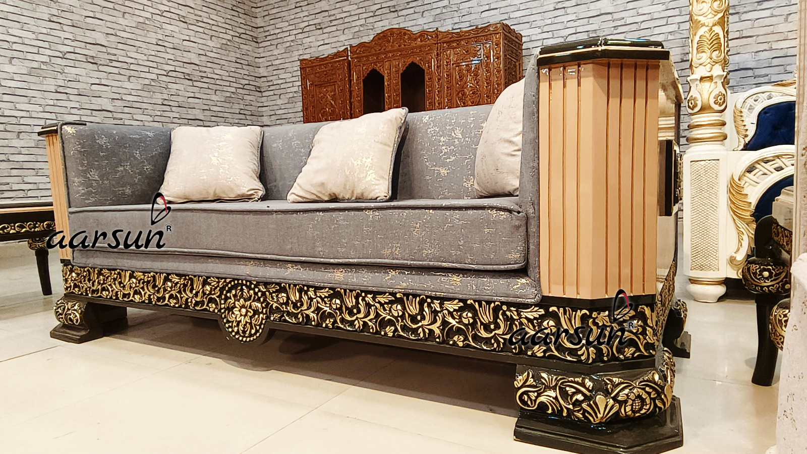 Beautiful craigslist Masterpiece Sofa Set  2025