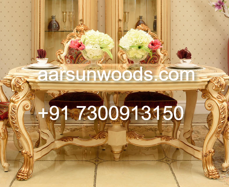 Elegant Extendable  Dining Table Italian Design 2025