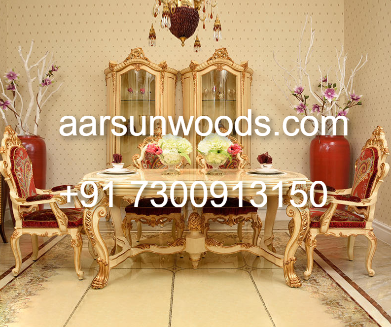 Elegant Extendable  Dining Table Italian Design 2025