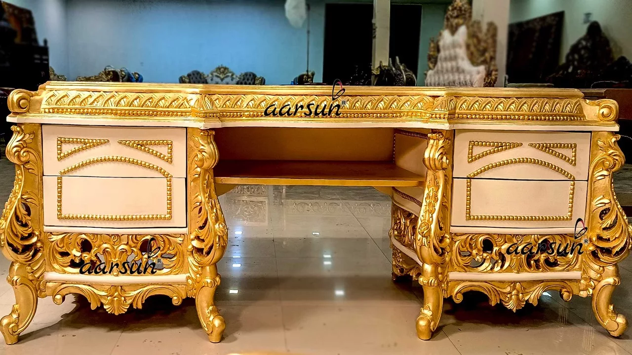 Luxurious pogo.com Bedroom Furniture in Gold 2025