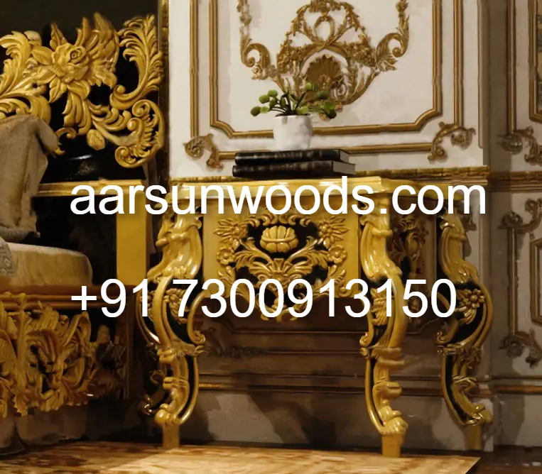 The Grand Canopy Luxe Bedroom Centerpieces  2025