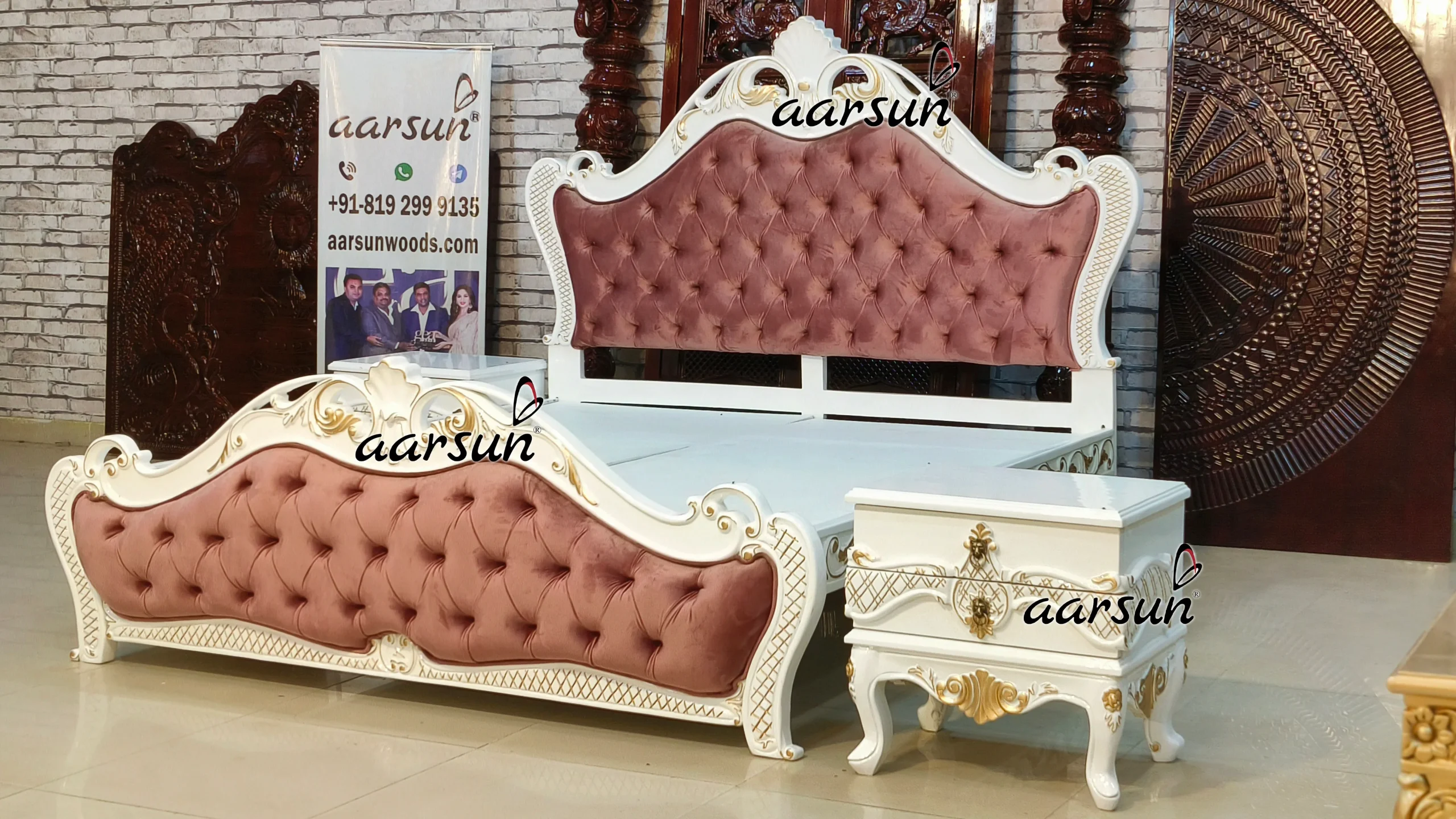 Royal hdtoday.tv Wooden Bed 2025