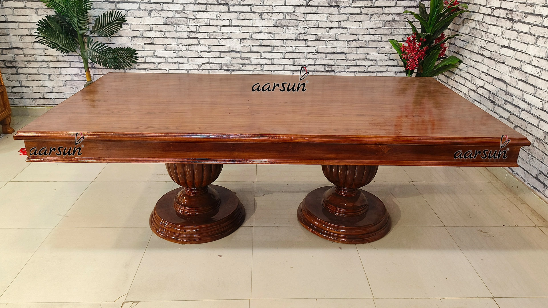 8-Seater streameast.to  Light Walnut Dining Set 2025