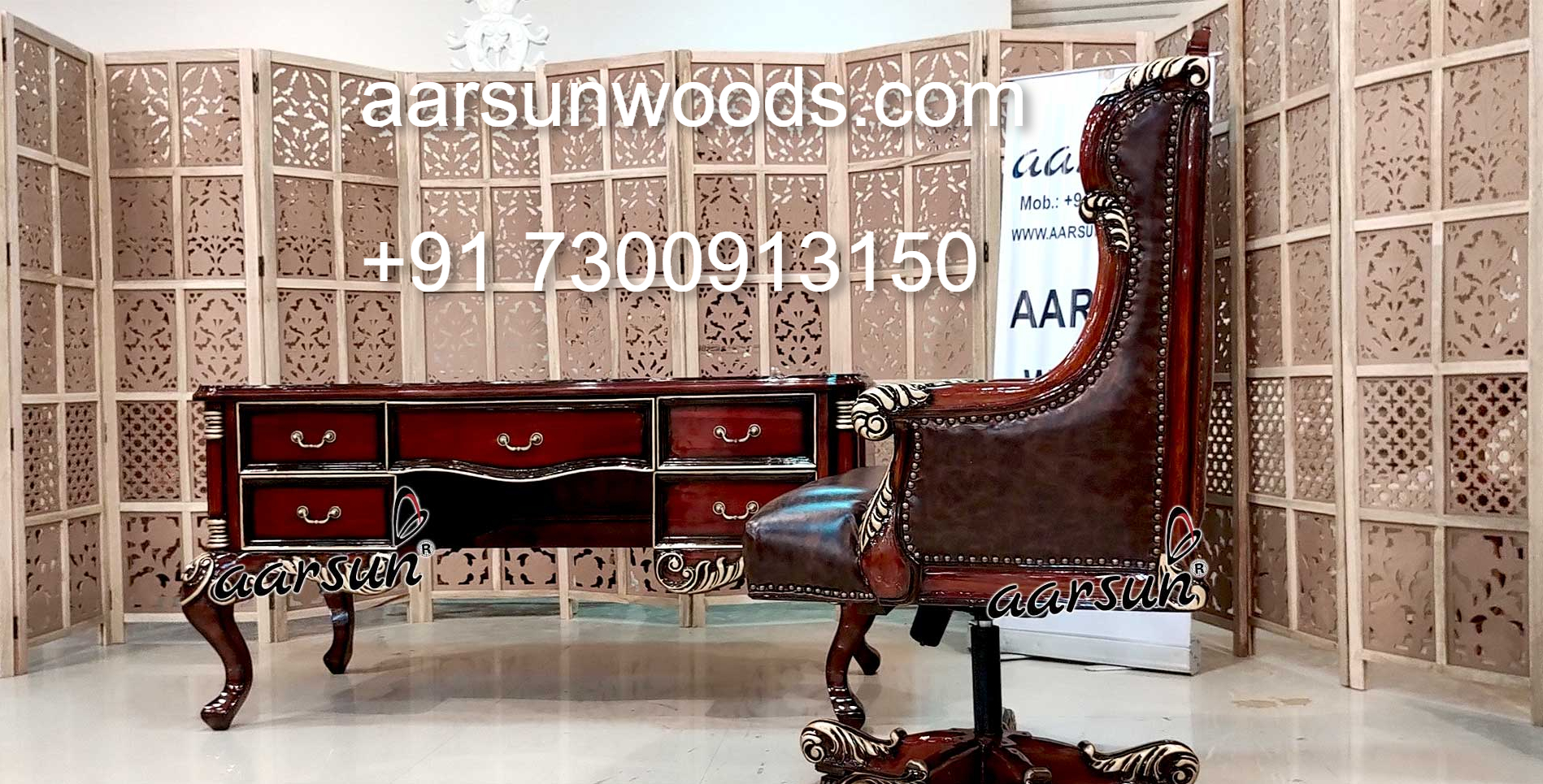 Luxury Office Setup Modern Desk and Supportive Chair 2025