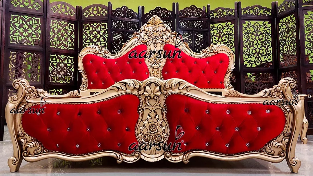 Luxurious Royal King Size Bed for a Grand Bedroom 2025